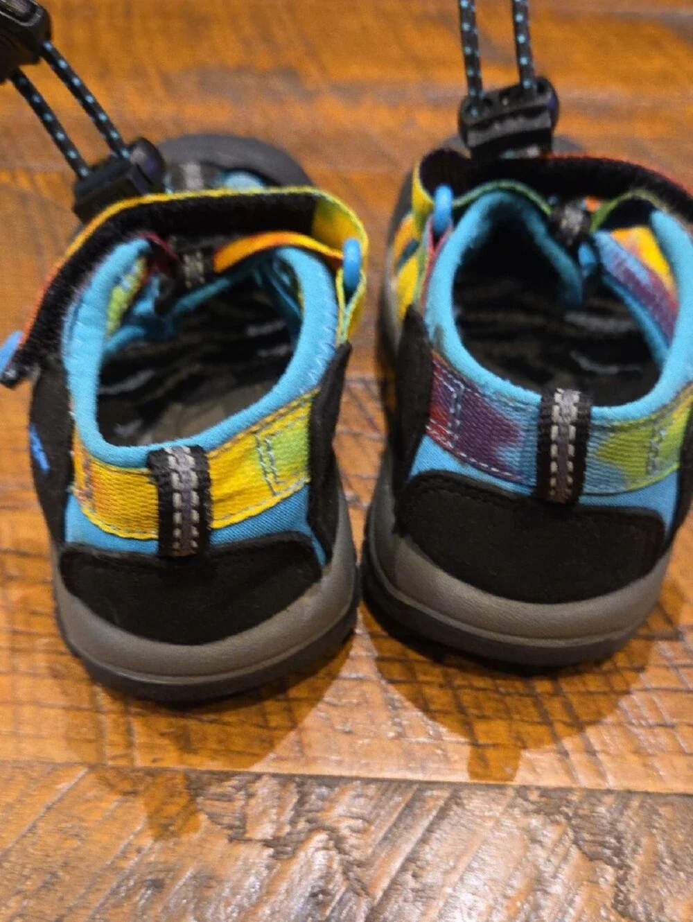 NWT Keen Toddler Kids Rainbow Strap Closed-Toe Sandals - Blue, Yellow & Black